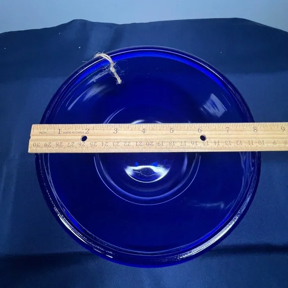 Vibrant Arcoroc Blue Medium Glass Bowl - Picture 4 of 4